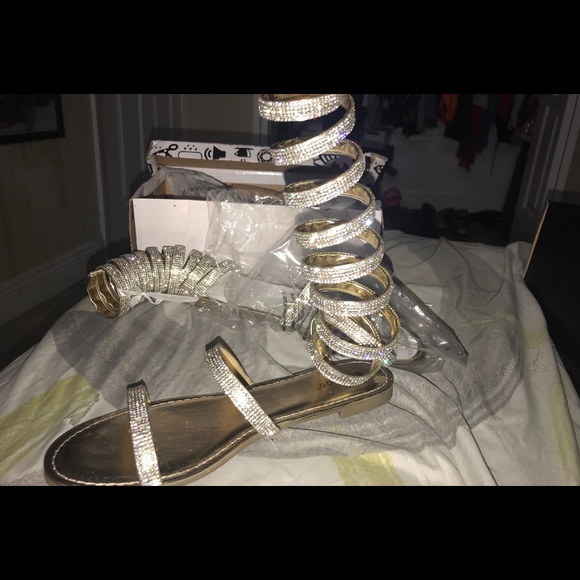 Flat - Picture 3 of 3